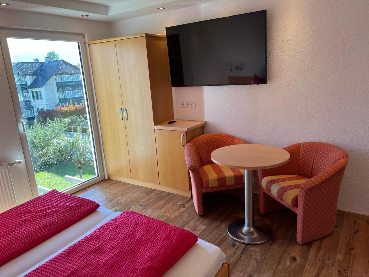 Seebaer Velden Velden am Woerthersee Exterior photo